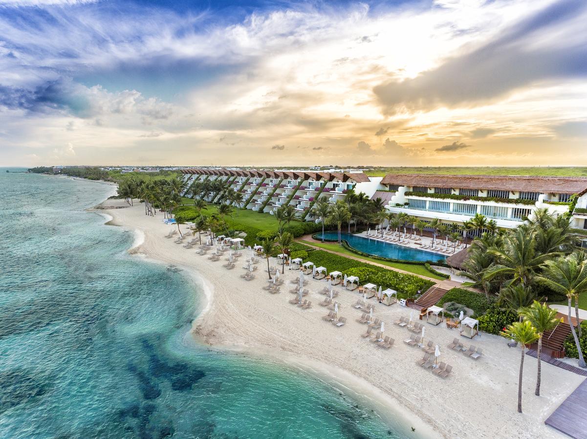 Cancun palace inclusive sunrise nizuc shifrin minitime flowrider aerial playacar travellers