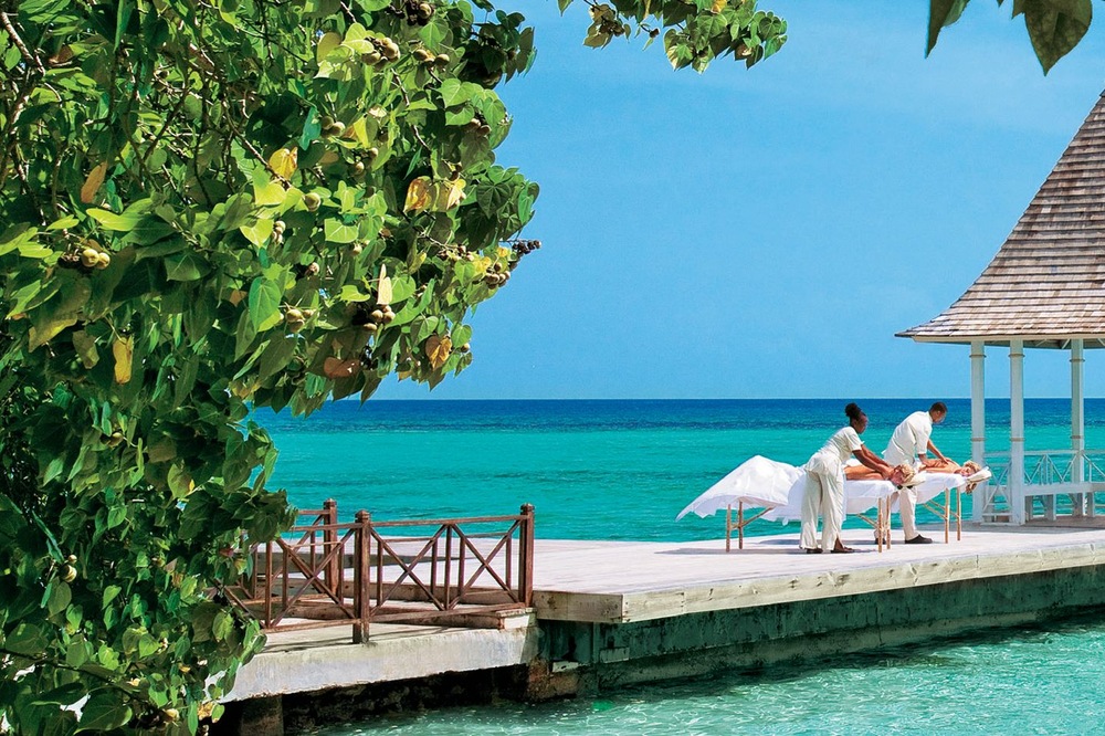 Sandals Resorts and Spas Luxury Hotel Deals