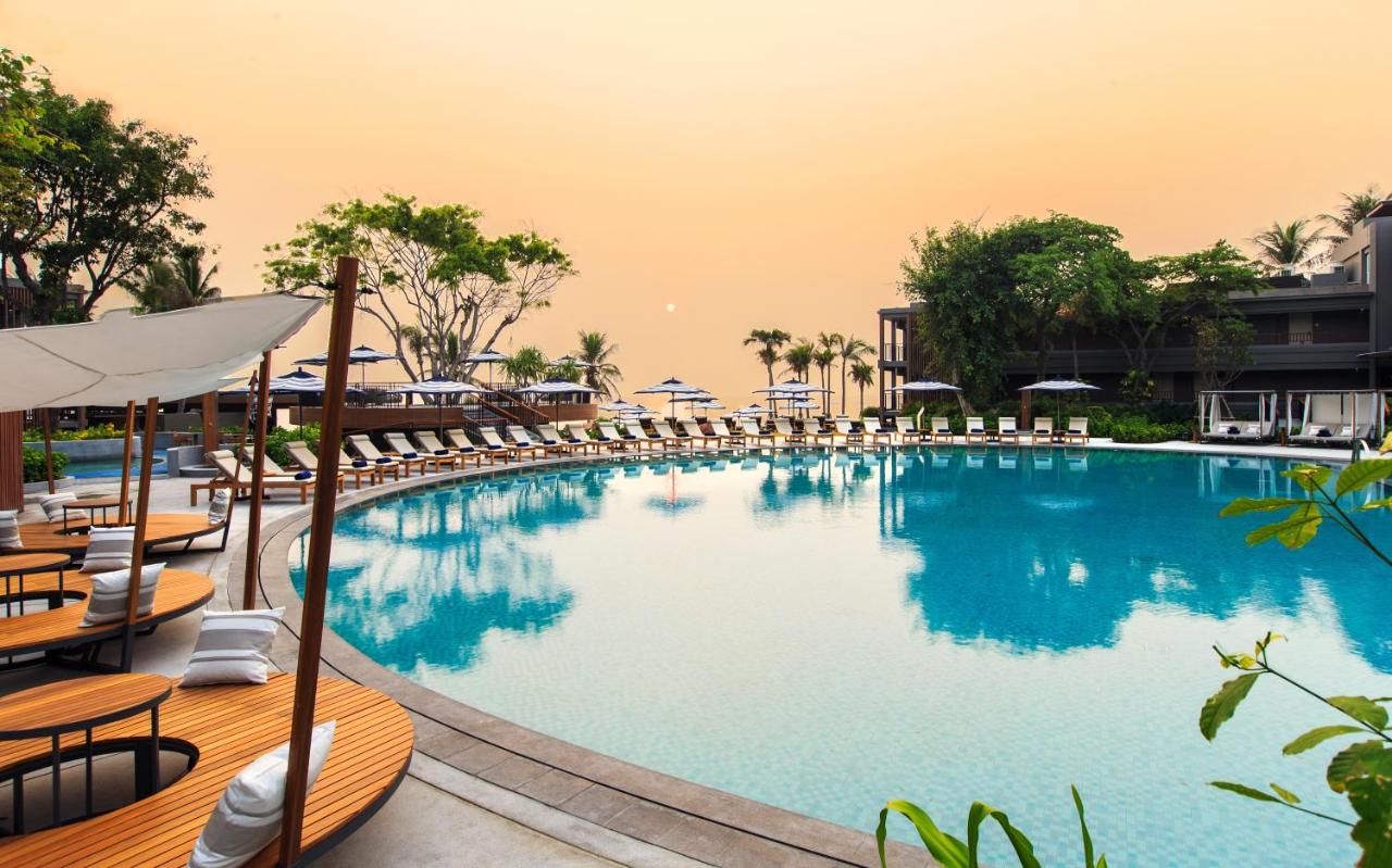Direct Booking Optimization